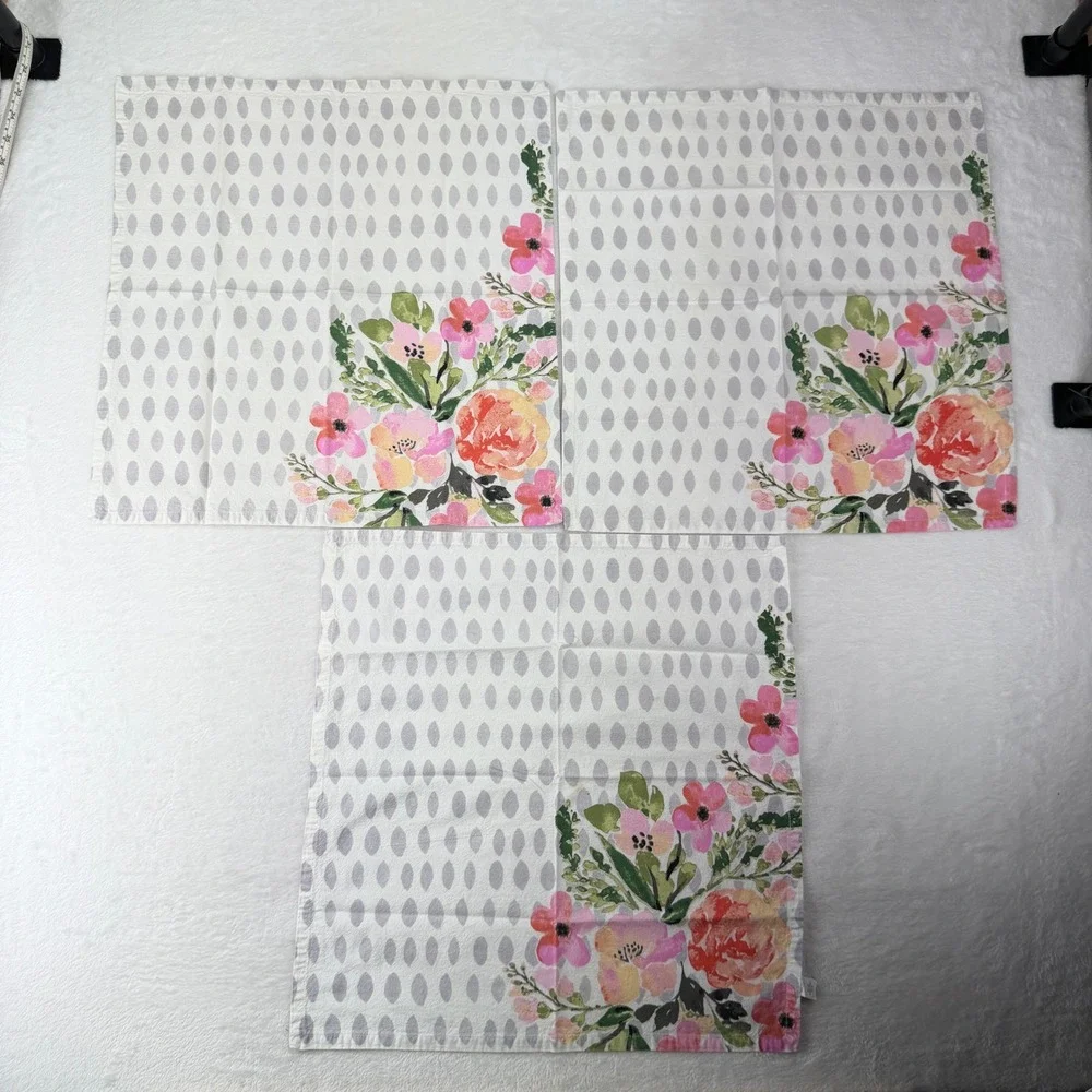 World Market 14pc Table Linen Set Floral Watercolor Runner Placemats Napkins